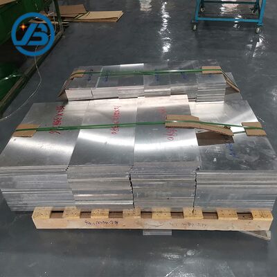 Płyta ze stopu magnezu o wytrzymałości na rozciąganie 120 MPa, zapewniająca rozszerzalność cieplną 25 x 10-6 K i wydłużenie 10 procent, odpowiednia do części samochodowych